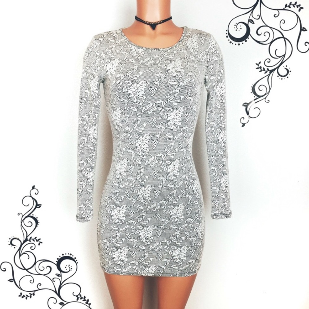 Ginger G Long Sleeve Floral White Dress Small